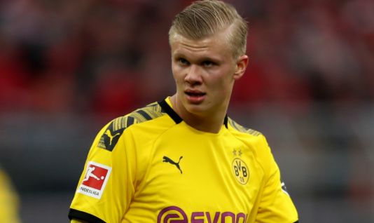 奥斯卡、约尼查助阵，怒放竞技场3V3街头足球赛玉溪站落幕（奥斯卡、约尼查站台，怒放竞技场3V3街头足球赛玉溪站圆满收官）