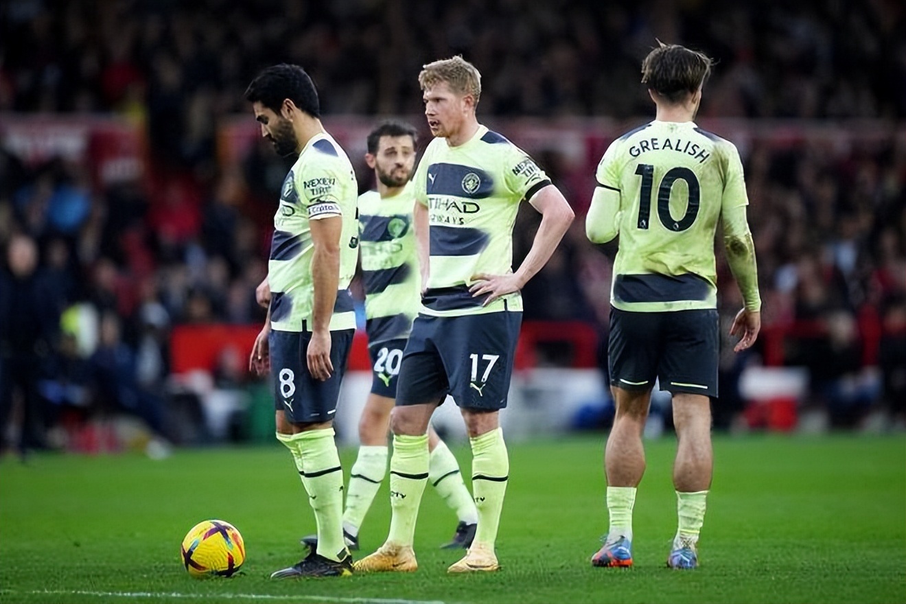 记者：多特仍在推进桑乔的转会，相关谈判正在进行中（记者：多特蒙德持续推进桑乔转会，谈判仍在进行）