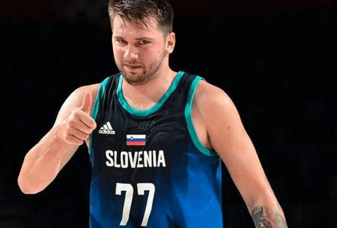 中国足协持证教练突破11.4万（中国足协持证教练人数超11.4万）